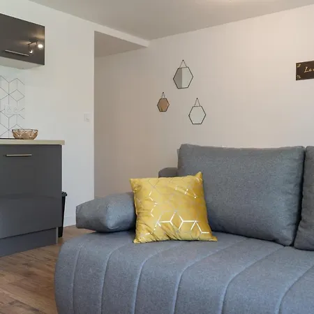 Apartment T2 Proche De La Gare De