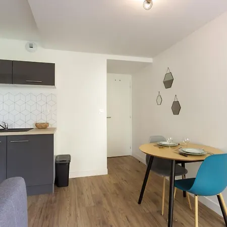 T2 Proche De La Gare De Apartment *